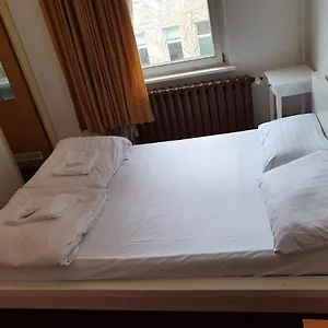 Maerkischer Hof Hotel Berlín
